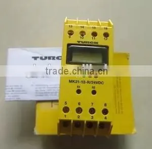 TURCK ELEKTRONIK Proximity Switch MK31-11EX0-LU/24VDC NEW thumbnail-1