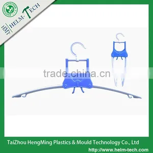 Folding Plastic Clothes Hanger --Z6620 thumbnail-1