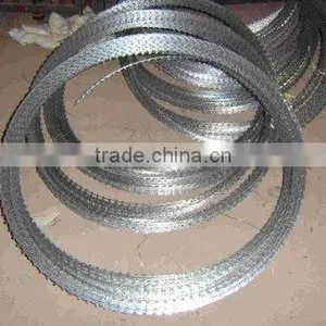 Razor Barbed Wire Rope thumbnail-1