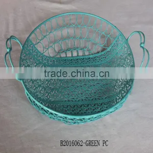 Metal Wire Basket With Handle thumbnail-1