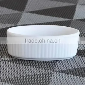 Super White Porcelain Small Oval-shape Dish thumbnail-1