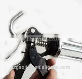 Heavy Duty Caulking Gun thumbnail-4