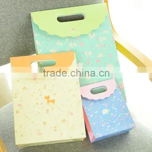 Gift Paper Bag thumbnail-5