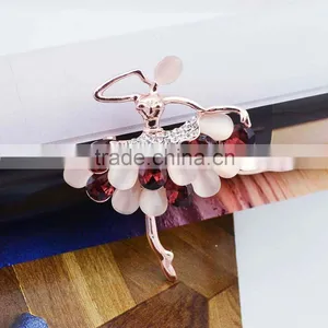 Fashion Wedding Dress Brooch With Sherwani Brooch of Rhinestone Magnetic Brooch for Women thumbnail-2