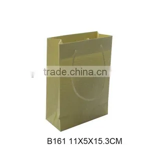 China Wholesale Special Paper Bag Gift Bag With Handle B161 thumbnail-1