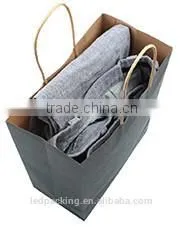 Beautiful Kraft Paper Bag for Packing Shirt Gift thumbnail-6