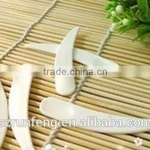 Small Plastic Spoon thumbnail-1