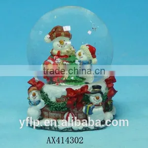 Christmas Decoration Resin Globe Glass Snow Globe Crafts thumbnail-3