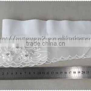Customized White Organza Flower Embroidery Necklace, Crystal Rhinestone With Sequins Beaded Elegant Collars thumbnail-2