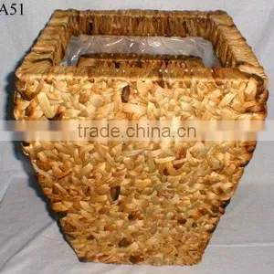 Water Hyacinth Planter thumbnail-1
