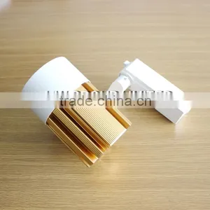 Factory Direct Sales Track Spotlight Track Light 110V 220V 3000k 4000k 6000k With CE Certificate thumbnail-4