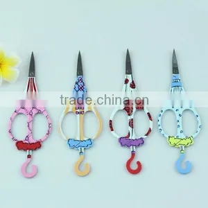 Umbrella Shape Beauty Nail Scissors Curved thumbnail-1