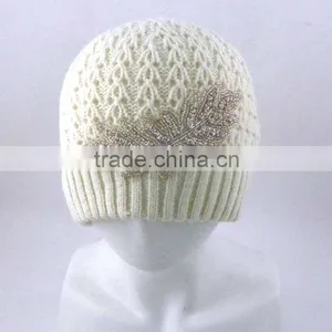 WL-135 100%Acrylic White Crochet Winter Ladies's Knit Caps and Beanies thumbnail-1