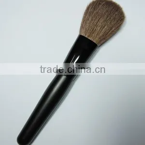 Goat Hair Black Wooden Handle Beauty Powder Brush thumbnail-1