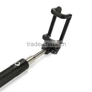 Wholesale High Quality Extendable With Remote Shutter Wireless Monopod Bluetooth Mini Selfie Stick for Self-portrait thumbnail-5