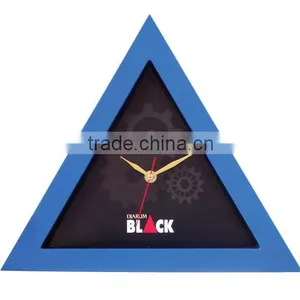 YZ-3311B Colourful Plastic Triangle Clocks Gift Wall Clock thumbnail-1