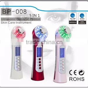 Home Use LED Light Therapy 3MHZ Ultrasonic Grease Remover Facial Beauty Instructment thumbnail-1
