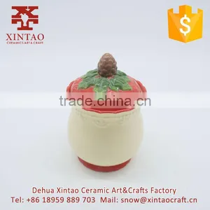 Eco-friendly Strawberry Ceramic Soup Pots With Lid for Kitchenware thumbnail-1