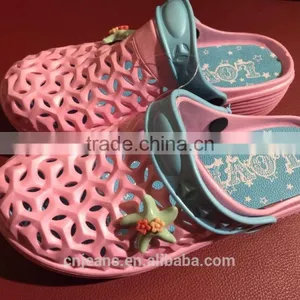 GZY Sweet Indoor Outdoor and Beach Plastic Slipper thumbnail-1