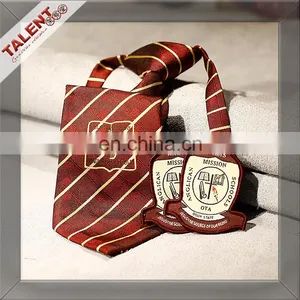 Promotional Customized Royal Uniform Badge Prize Honor With Best Service and Low Price thumbnail-4