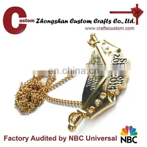 Custom Beautiful Sword and Letter Pendant Alloy Gold Plated Charm Pendant thumbnail-3