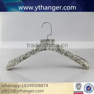 CY-610 Leopard Print Special Design Rubber Coat Plastic Hanger Rubber Clothes Hanger thumbnail-2