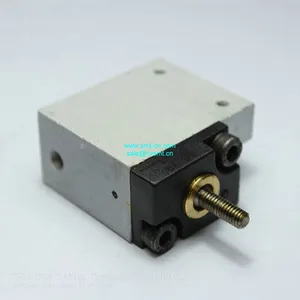 KW1-M2285-000 YAMAHA CL 12MM Feeder Cylinder thumbnail-1