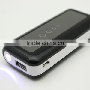 Electronic Manufacture 18650 Power Bank 5600mah With LED Flashlight thumbnail-3