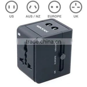 Universal Travel Adapter thumbnail-4