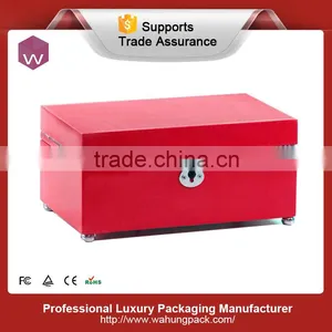 Red Wood Diamond Decoration Jewelry Box With Key Lock thumbnail-1