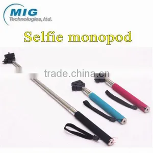 Hot Extendable Monopod Selfie Stick, Handheld Camera Photo Monopod With Adjustable Phone Holder 3 Colors thumbnail-1