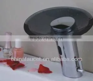 Automatic Sensor Water Mixer Tap With Black Glass QH0109BA thumbnail-1