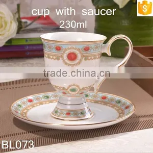 Europe Style Bone China With Gold-rim Cup and Saucer thumbnail-3