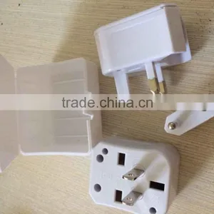 Small Universal Travel Adapter thumbnail-5