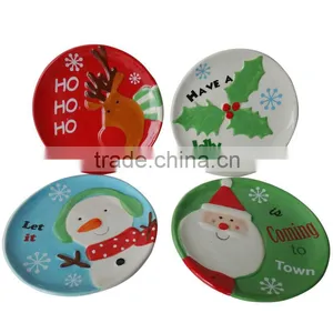 Round Ceramic Plates Set With All Kinds of Christmas Hand-painting Design thumbnail-1