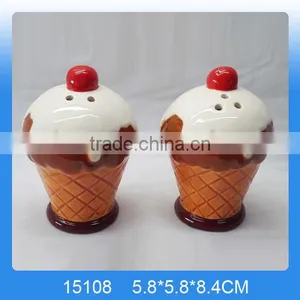 Wholesale High Quality Ceramic Unique Salt and Pepper Set With Ice Cream Shape thumbnail-1