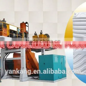 2000L THREE LAYERS BLOW MOLDING MACHINE thumbnail-1