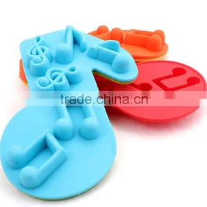 Music Note Shaped Mini Silicone Ice Cube Tray thumbnail-1