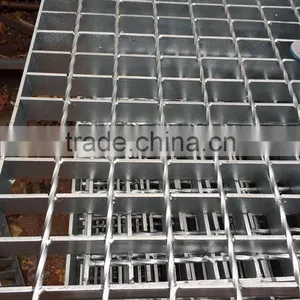 Grating Metal 32x3mm thumbnail-1
