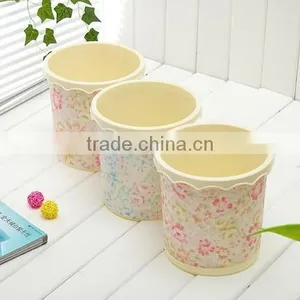 2015 New Beautiful Lace Shape Plastic Dustbin (small) thumbnail-3