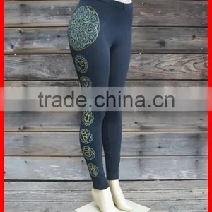 OEM Flower Ditigal Printing Black Fitness Wear Funny Yoga Pants thumbnail-2