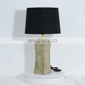 Europe Ceramic Meterial Bedside Table Lamp and LED Light thumbnail-1