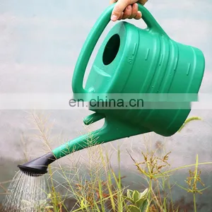 New Design Garden Plastic Watering Can thumbnail-4