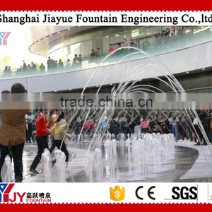 White Jump Jetting Fountain thumbnail-1