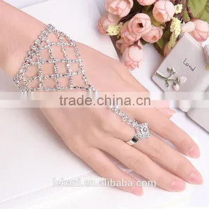 Attractive Shiny Ladys Best Gift Finger Chain Ring Bracelet thumbnail-2