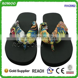 Factory Price Silk Flip Flop New Model Women Sandals thumbnail-2