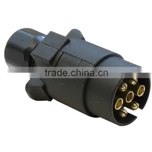 12V 7 PIN Plastic Trailer Plug thumbnail-1