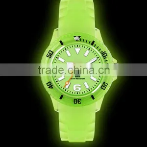 Catching Fluorescent Green Watch Sale New Design 1.3.5ATM With CE, ROHS thumbnail-1
