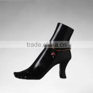 Black Female Feet Mannequin thumbnail-1