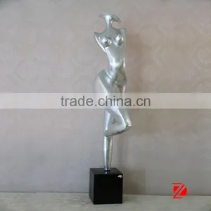 Abstract Resin Character Statue thumbnail-1